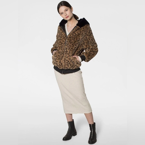 Ava/kris Mia - Picture 4 of 7